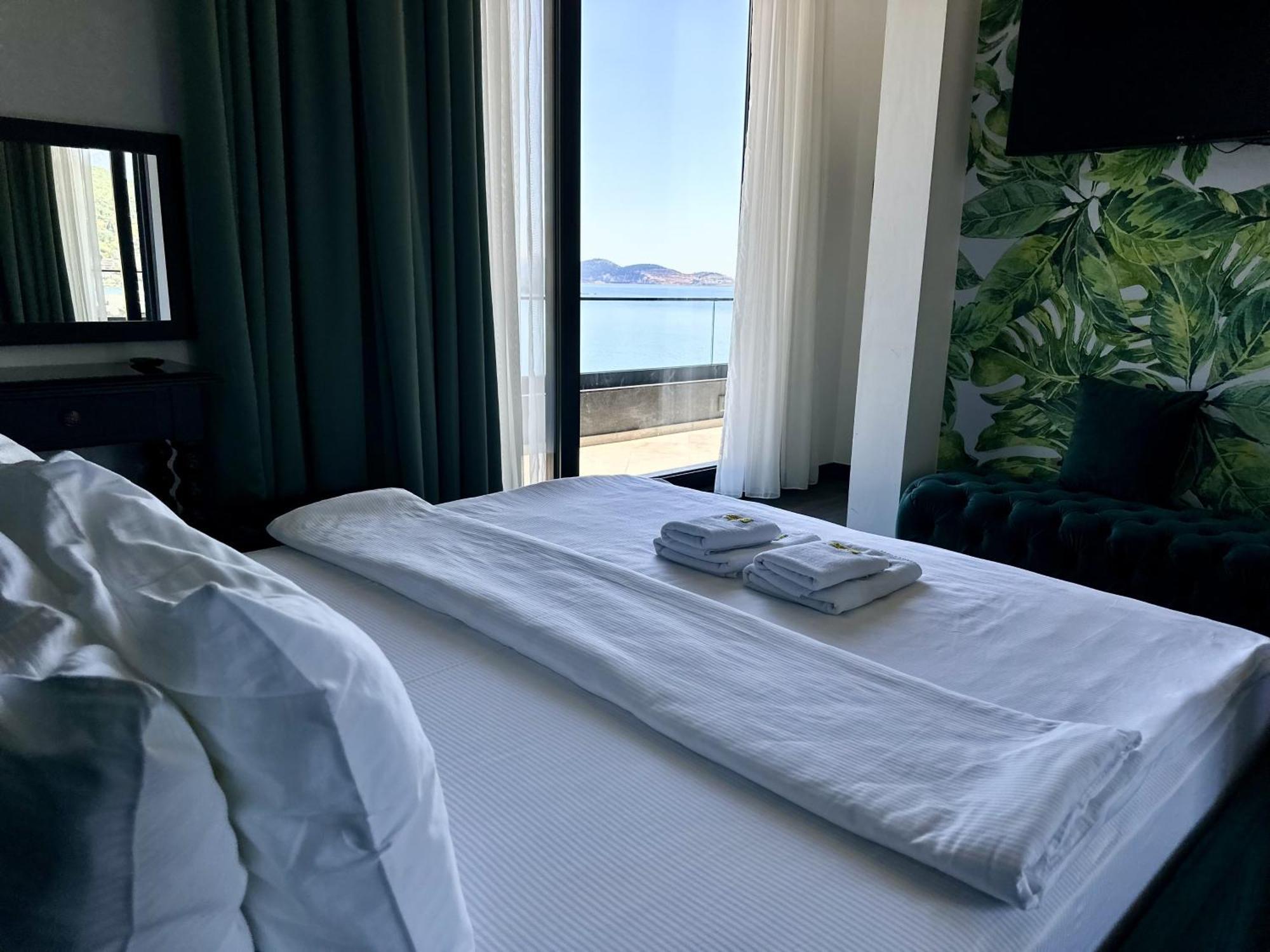 Hotel Del Medio Sutomore Room photo